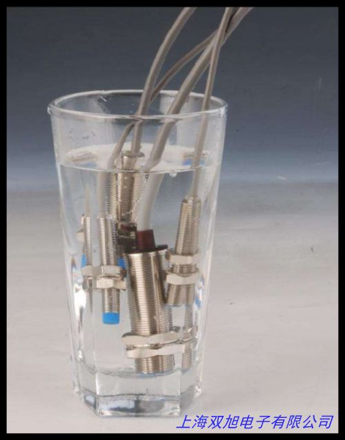 門(mén)磁開(kāi)關(guān)接近傳感器位移傳感器