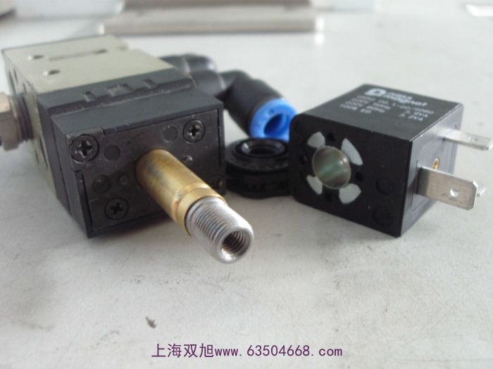 雙旭牌亞德客型電磁閥3A110-06