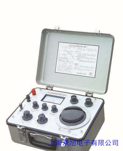 UJ33A��ֱ���λ��Ӌ